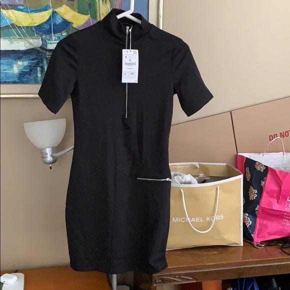 Zara little black dress - Picture 3 of 3